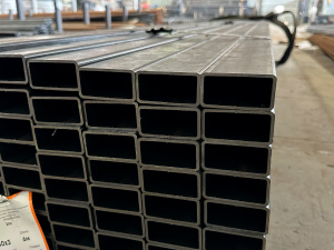 Труба профильная горячекатанная